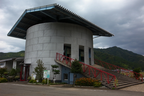 1014tu2.jpg